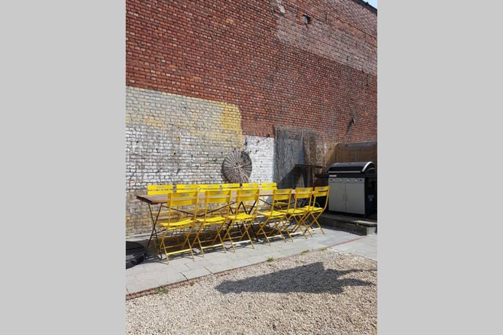 Vakantiewoning In Mol Centrum Met Eigen Bar "Casacuriosa" エクステリア 写真