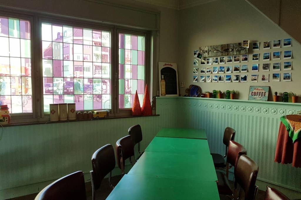 Vakantiewoning In Mol Centrum Met Eigen Bar "Casacuriosa" エクステリア 写真